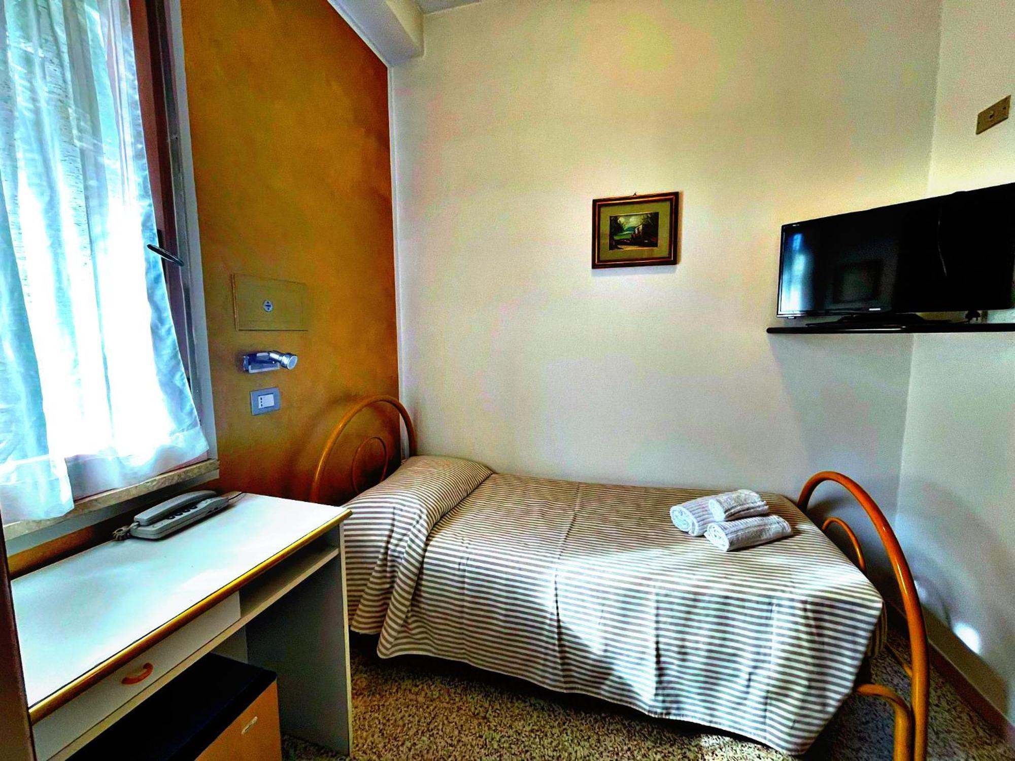 Hotel Ambra Milano Marittima Buitenkant foto