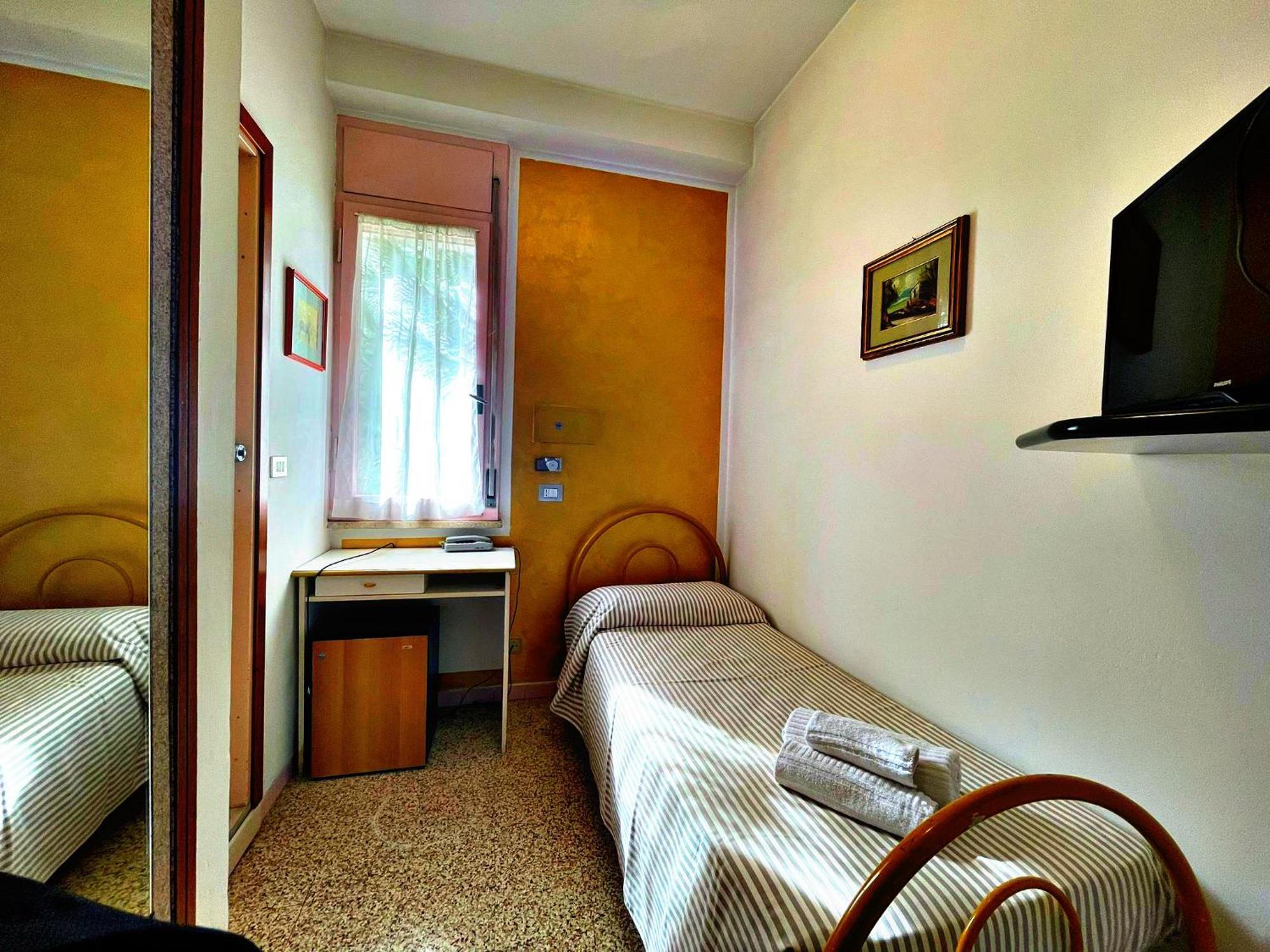 Hotel Ambra Milano Marittima Buitenkant foto