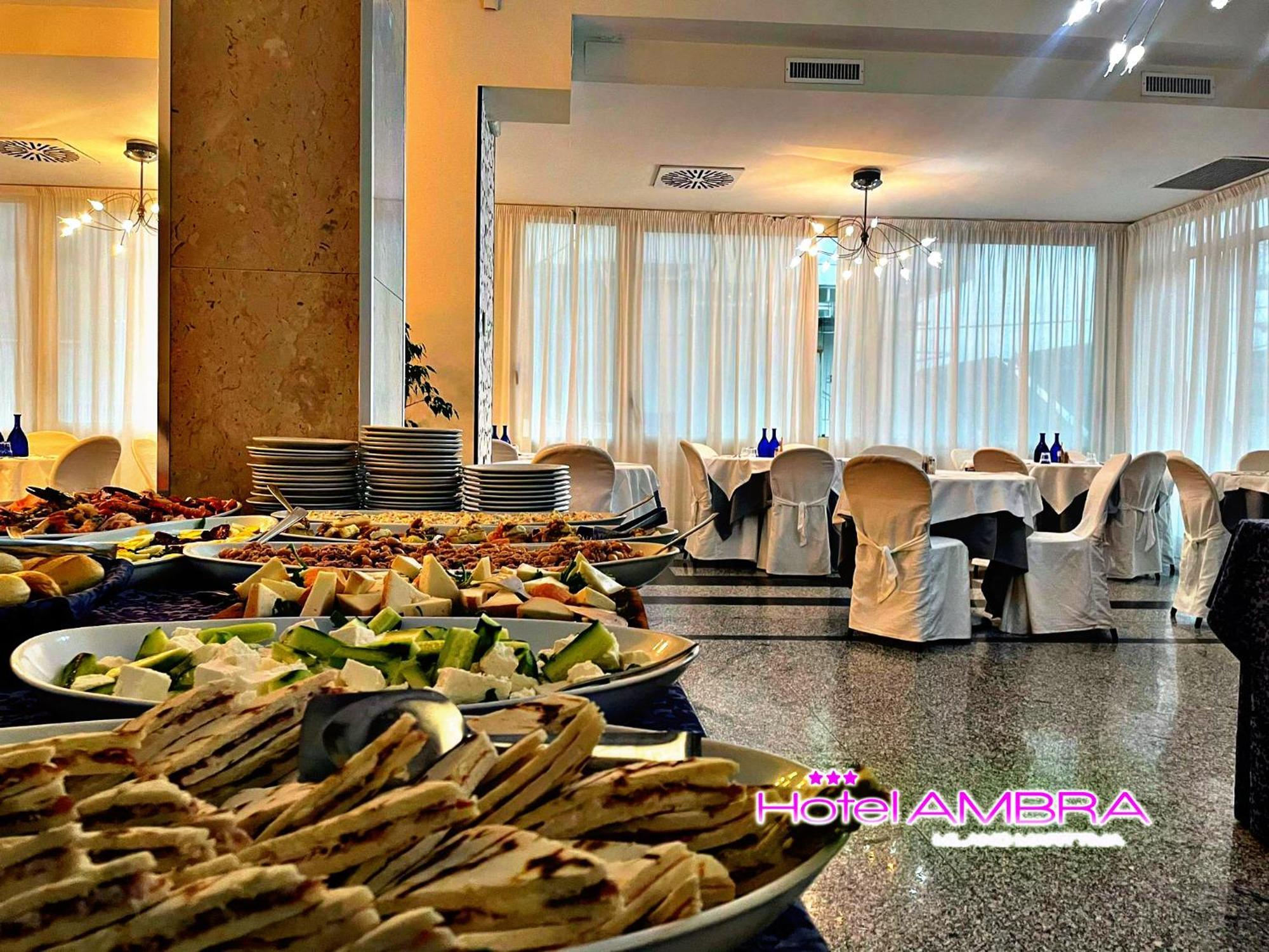 Hotel Ambra Milano Marittima Buitenkant foto