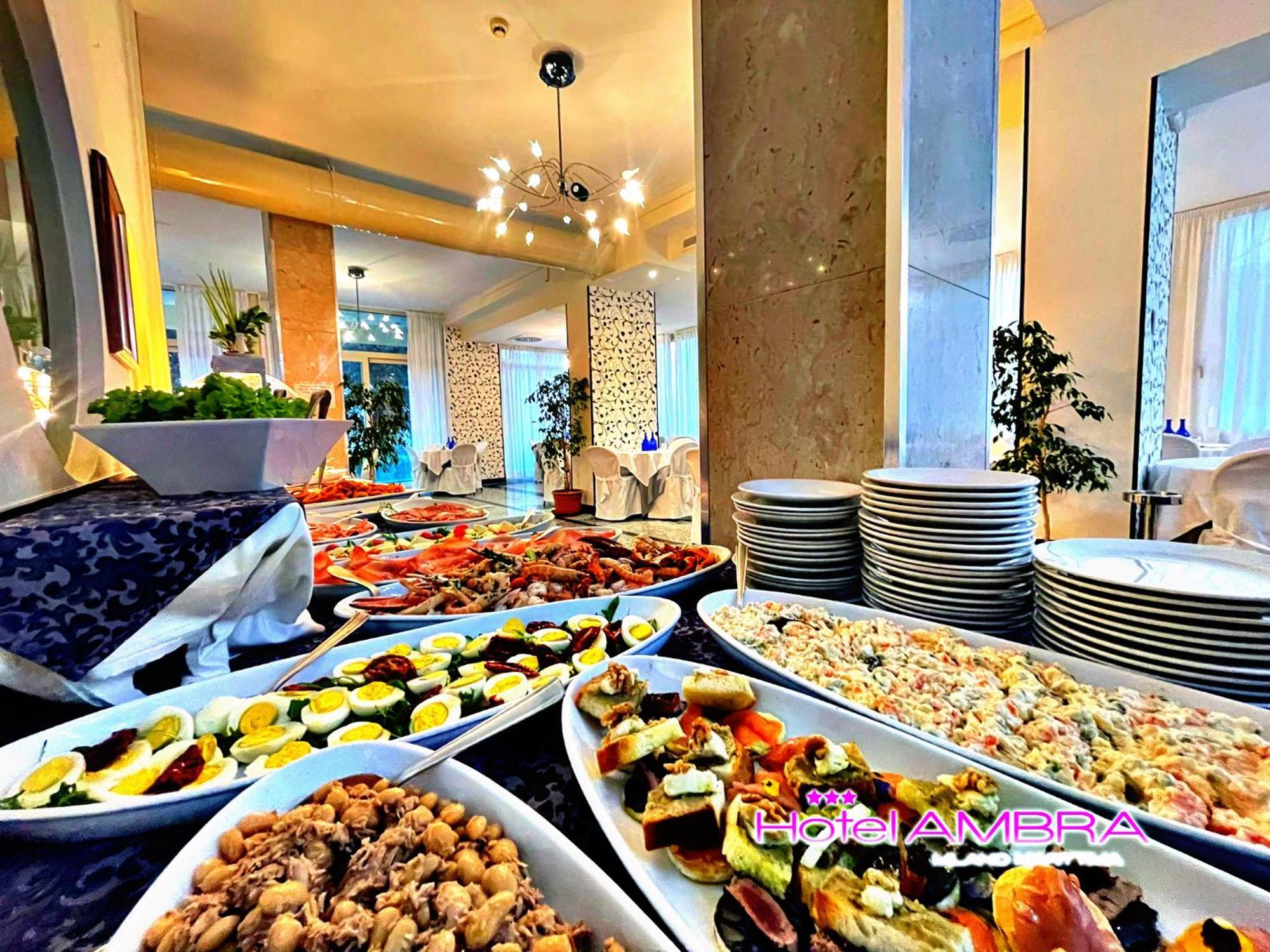 Hotel Ambra Milano Marittima Buitenkant foto