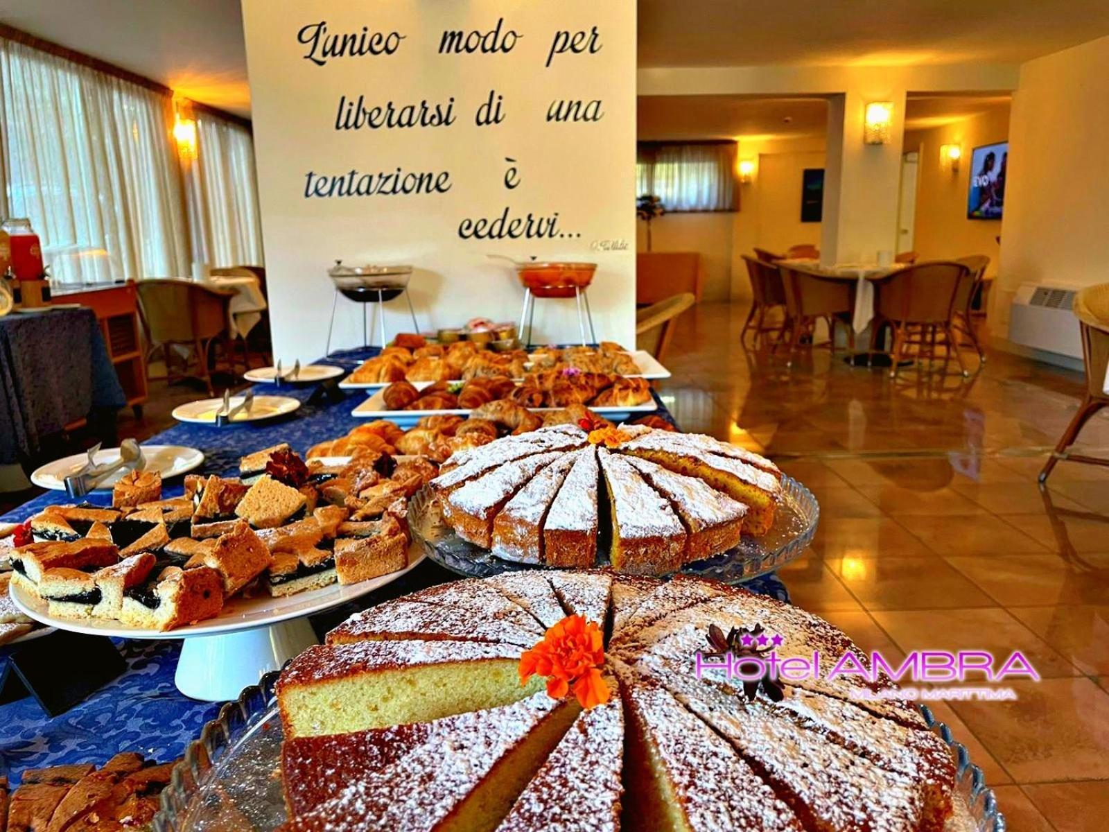 Hotel Ambra Milano Marittima Buitenkant foto