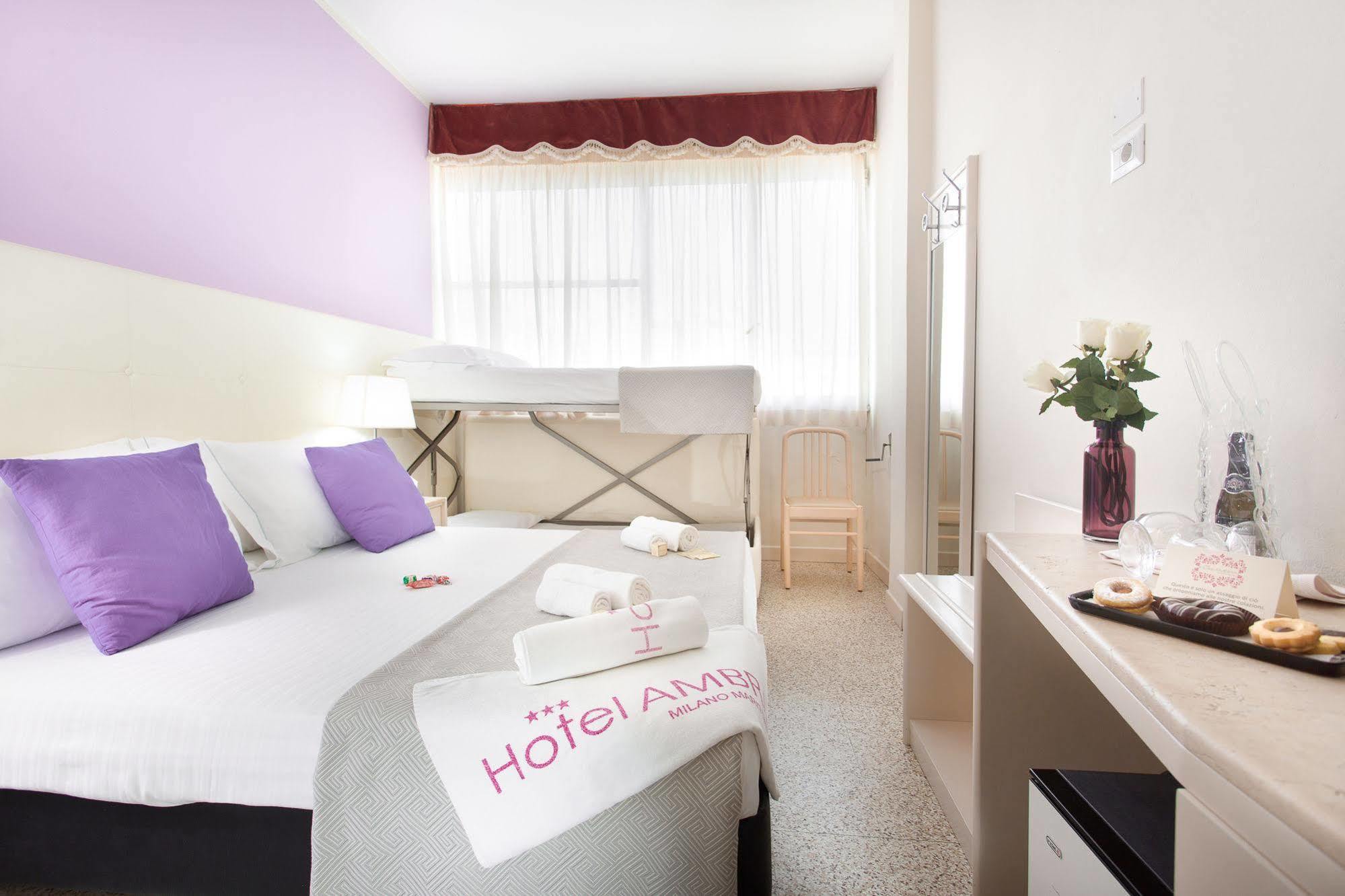Hotel Ambra Milano Marittima Buitenkant foto